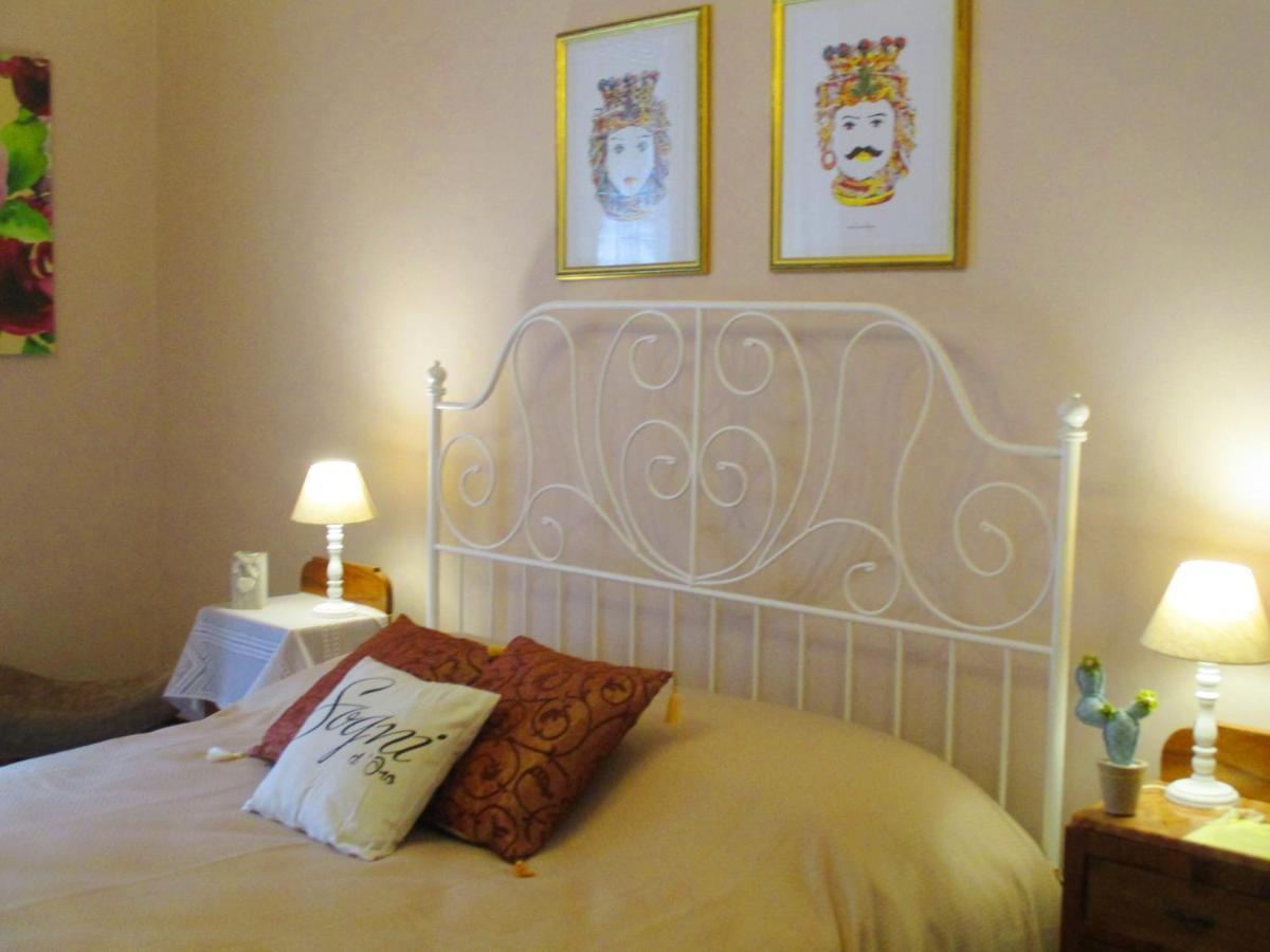 Bed and Breakfast Diletta Oasi CTA Exterior foto